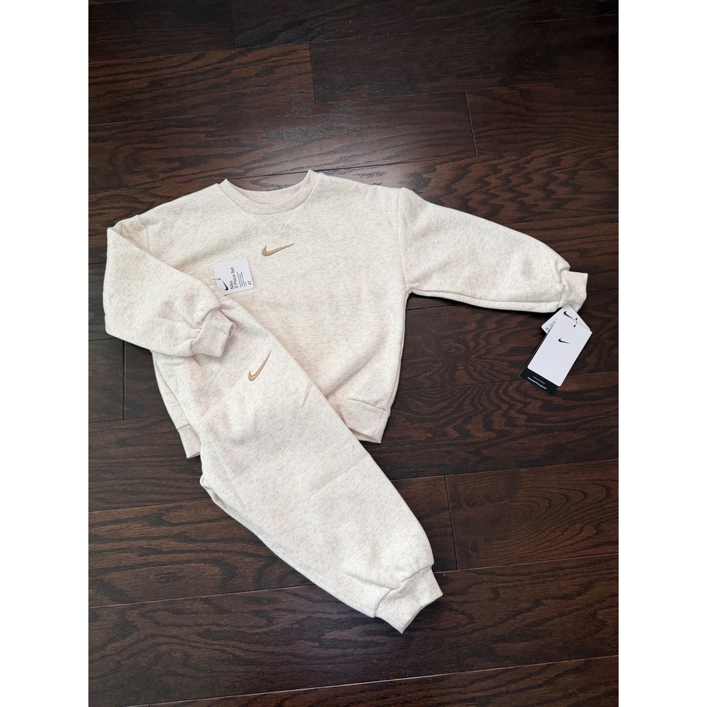 Nike Toddler 2-Piece Fleece Sweatshirt and Joggers Set Pale Ivory Heather 4T